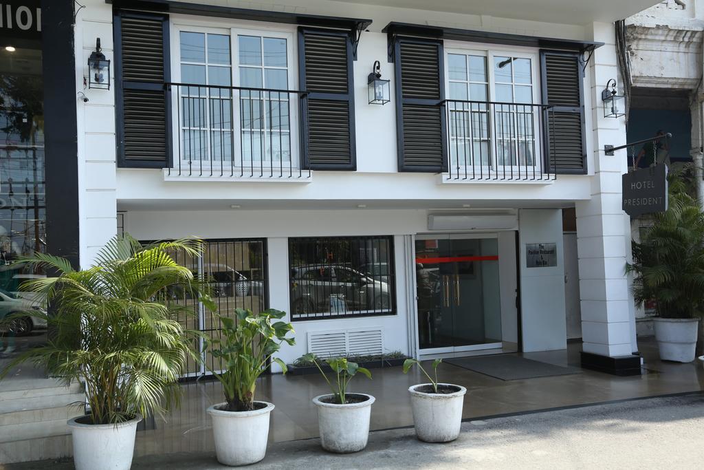 Hotel President Dehradun Buitenkant foto